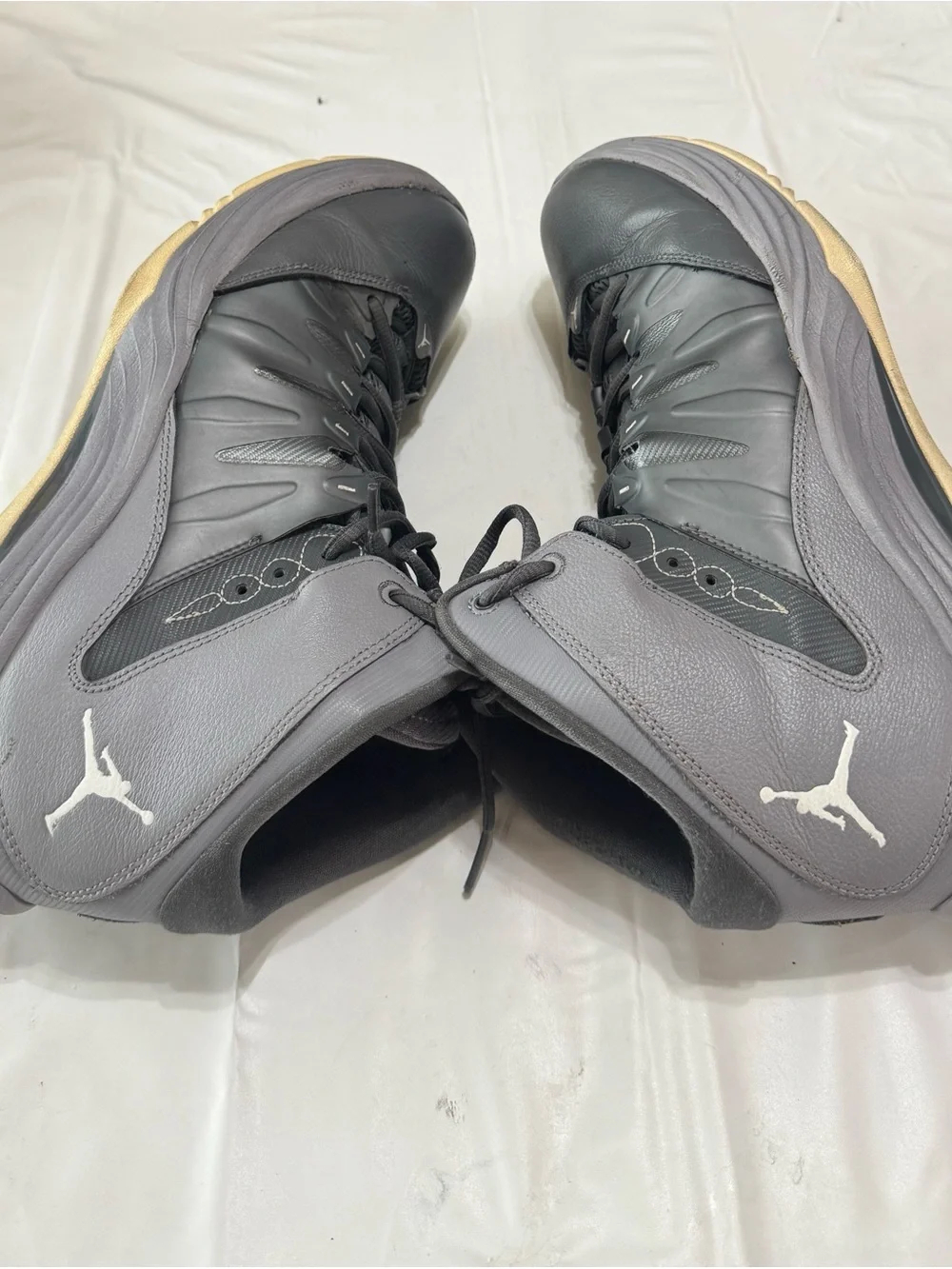 Nike Air Jordan Men's Black High-Top Basketball Shoes size 12